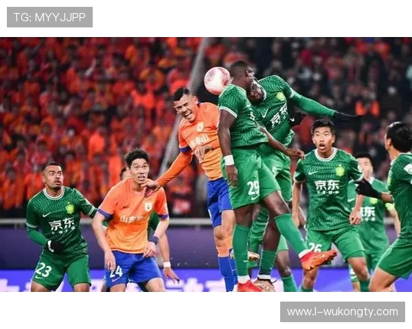 三冠成空，亚冠败局下的山东泰山是否面临战术危机与阵容僵化？