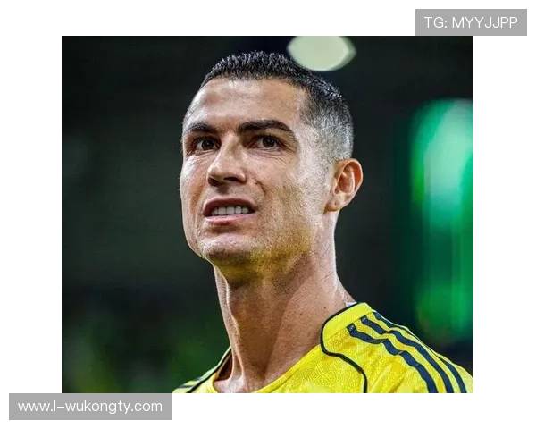 C罗是否应离开欧洲?五大联赛格局与转型窗口分析 C罗是否应离开欧洲?五大联赛格局与转型窗口分析