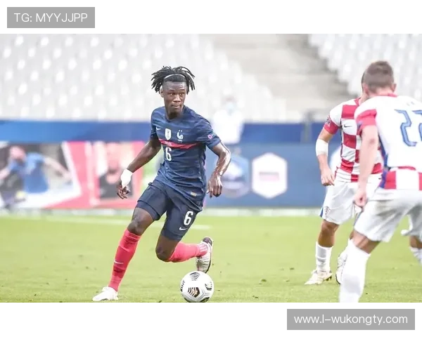 卡马文加本赛季中场竞争力与表现稳定性分析