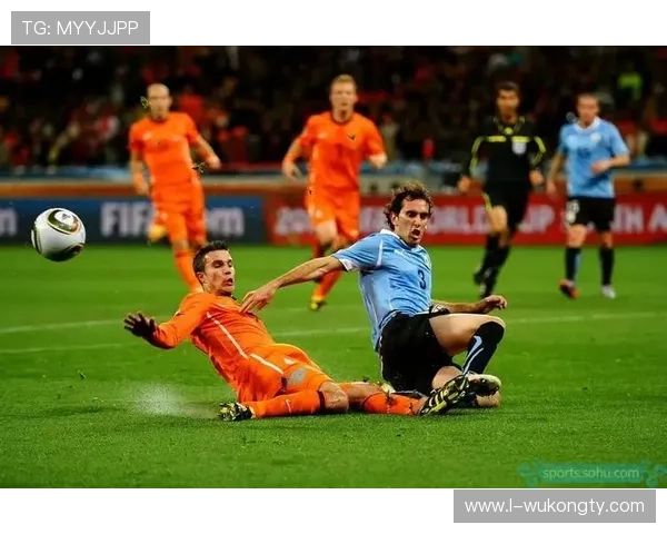 官员被罚离场，足球规则中有哪些特殊判罚逻辑？