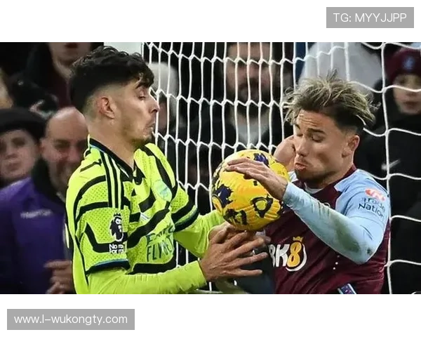 手球判罚的关键：是否故意触球及手臂位置如何判定