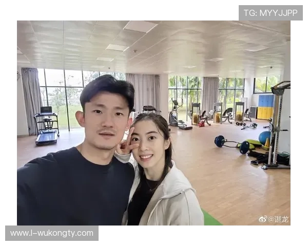 谌龙训练完回家连吃三顿饭,老婆说他饭量比儿子还吓人 谌龙训练完回家连吃三顿饭,老婆说他饭量比儿子还吓人